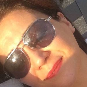 Meet your Posher, Ayşe